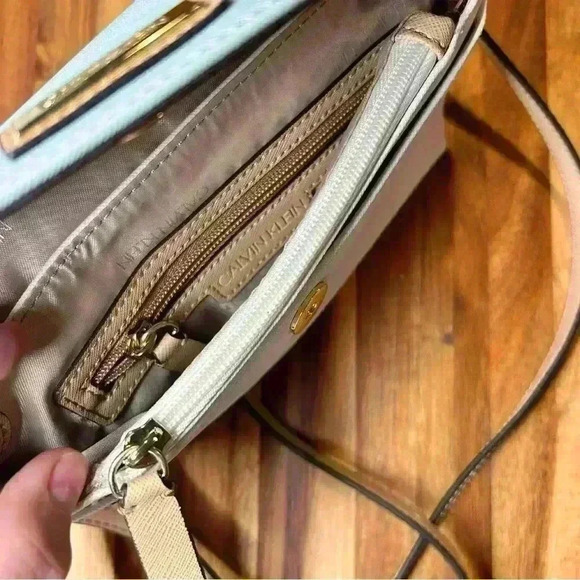 Calvin Klein | Two Tone Purse Wallet / Clutch with Long Crossbody Strap - Picture 3 of 6